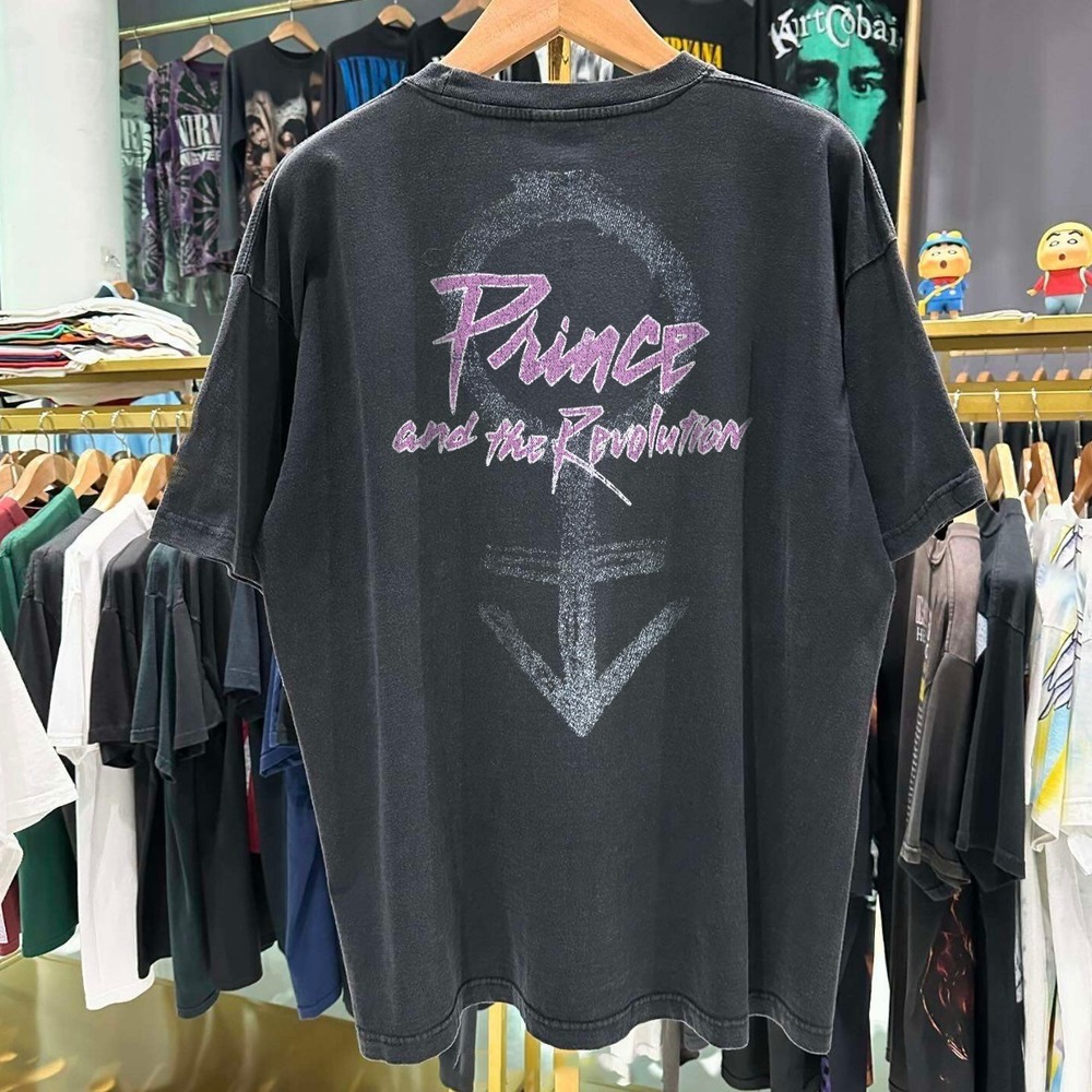 PURPLE RAIN 1984 PR1NCE BLACK WASHED T-SHIRT  Strike